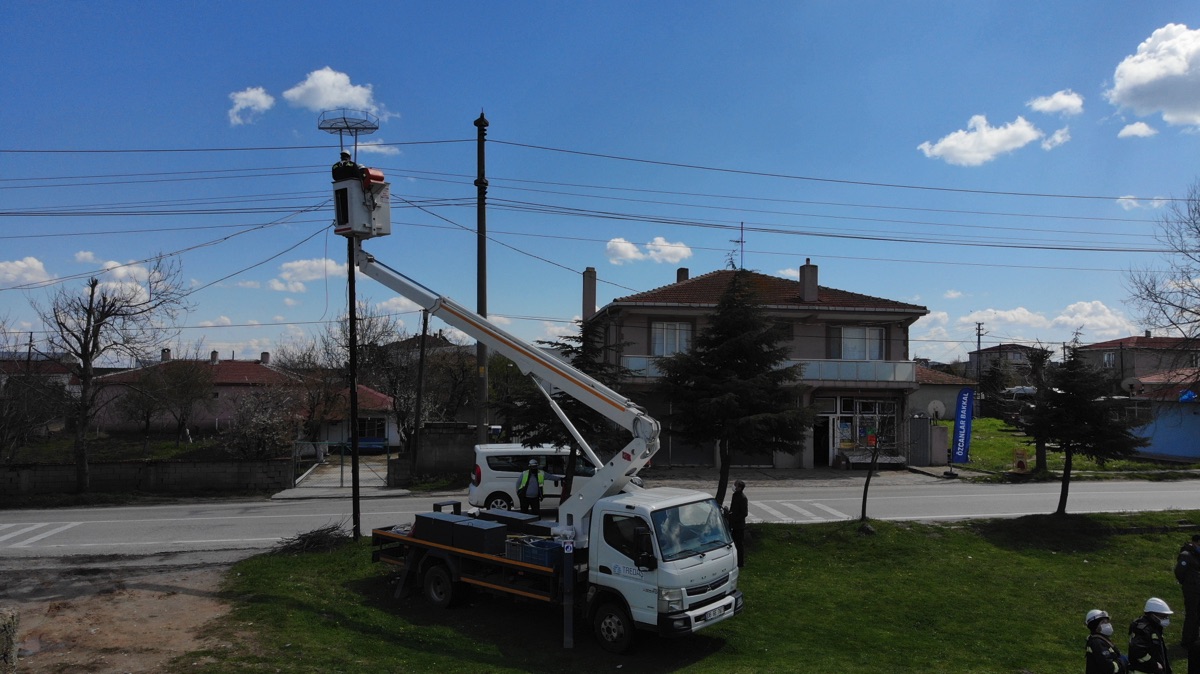 TREDAŞ leylek yuvalarını hazırladı 2