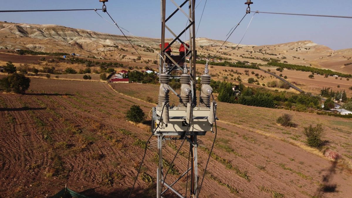 Yerli teknolojiyle elektrik kesintilerini azaltacak 1