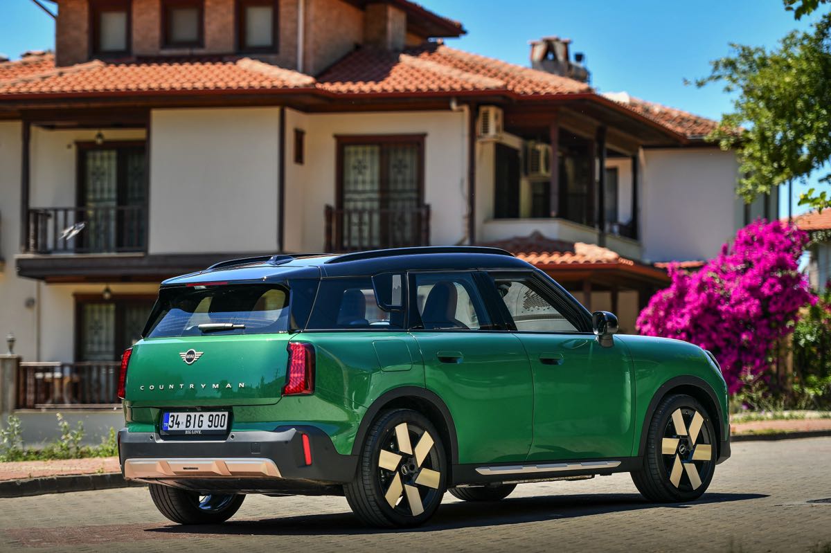 Mini Countryman E Temmuz’un en çok tercih edilenlerinden 2