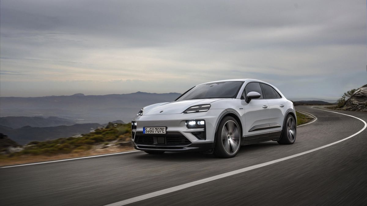 Yüzde 100 elektrikli Porsche Macan Türkiye’de 7