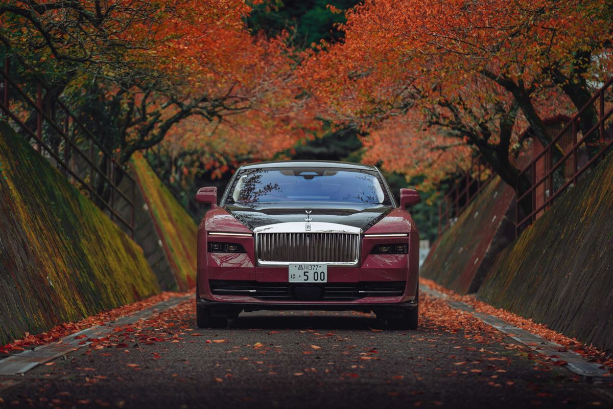 Rolls-Royce tarihindeki 3’üncü en yüksek satış yılı 5