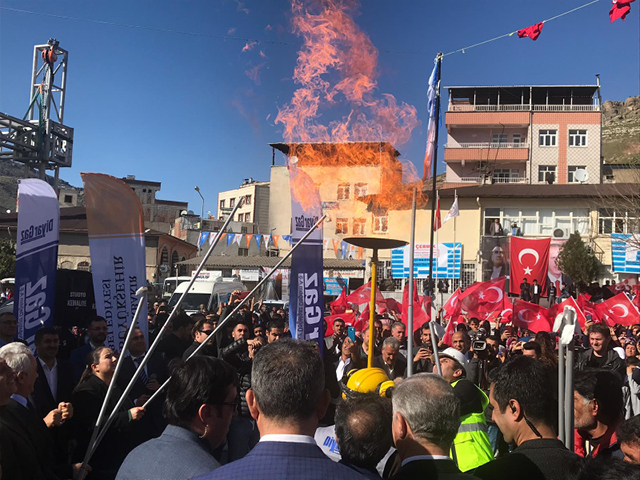 Diyarbakır’da Ergani ve Çermik ilçeleri doğalgaza kavuştu