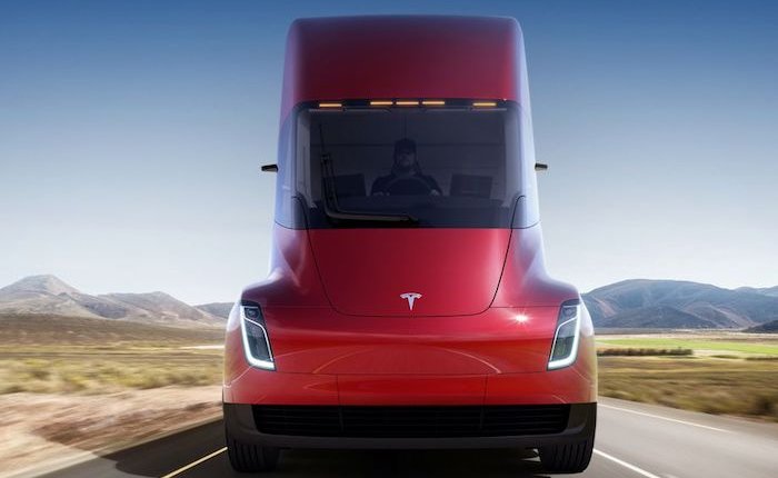 Tesla’nın elektrikli kamyonunda km rekoru