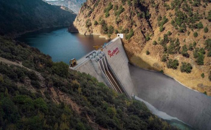 Aydem Adıgüzel HES’e yardımcı yüzer GES kuracak